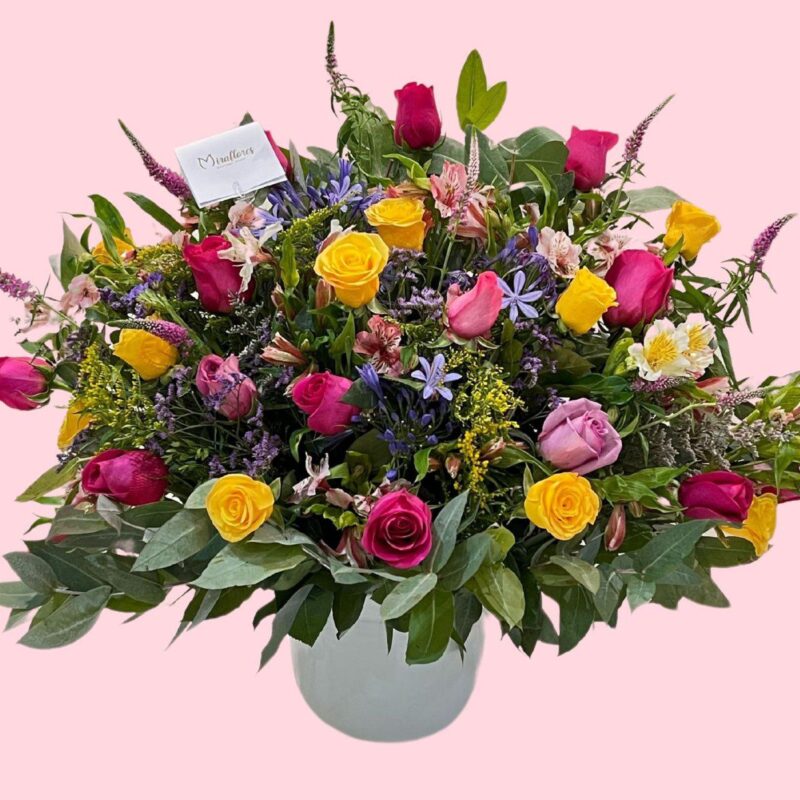 Arreglo Floral con Rosas